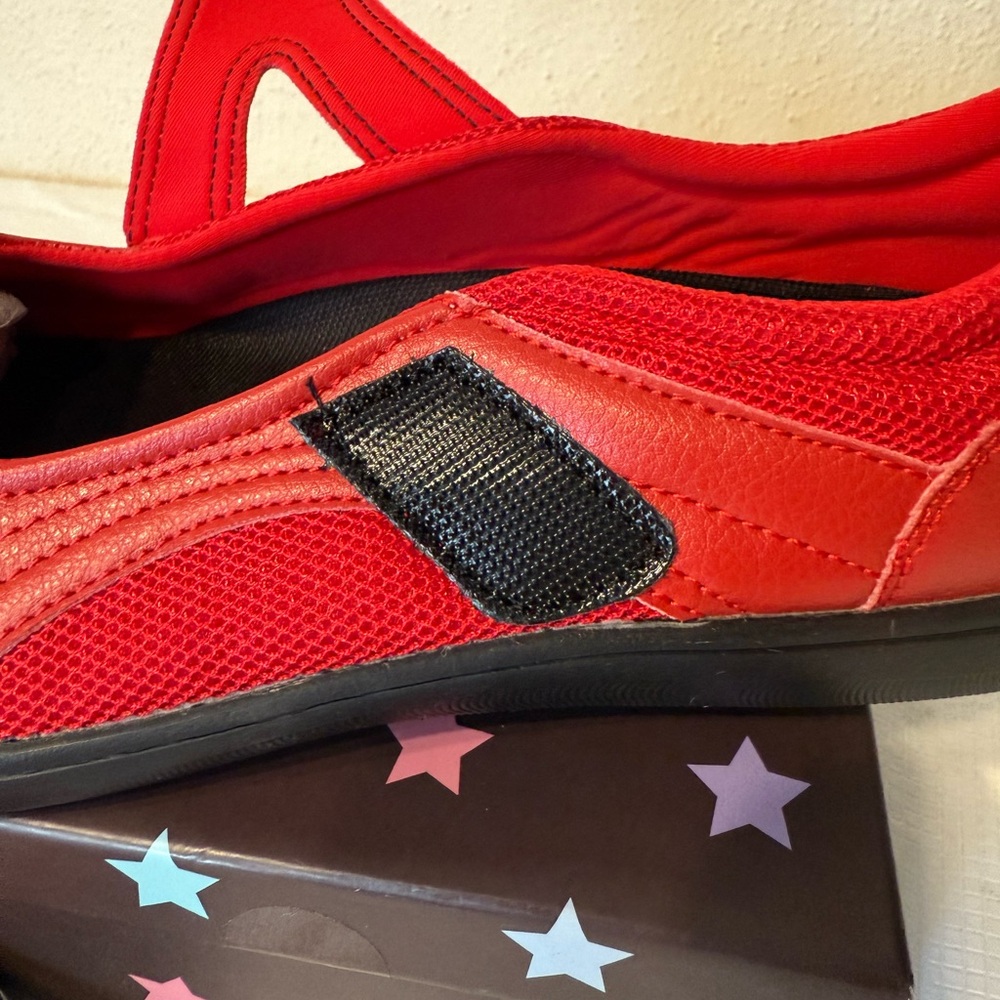 Red and Black Mary Jane Flats with Strap - Picture 14 of 16
